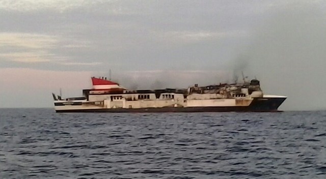 Los viajeros del ferry se quejan de los medios de evacuación