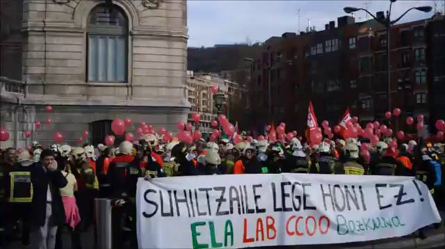 Bomberos de Euskadi contra la nueva ley