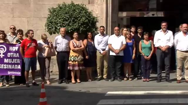 Minutos de silencio para rechazar el último crimen machista en la Comunitat Valenciana