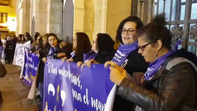 Más de 5.000 personas reivindican en Palencia la igualdad real