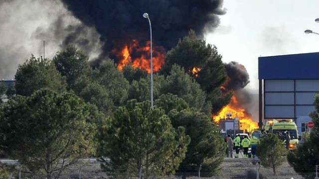 Primeras imágenes del accidente aéreo de Los Llanos (Albacete)