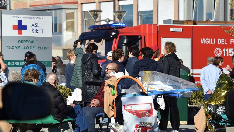 Un terremoto de 6,5 en la escala Ritcher vuelve a sacudir el centro de Italia