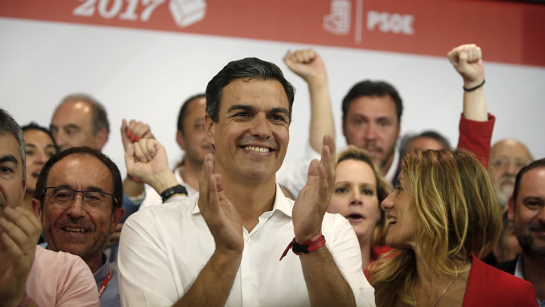 Pedro Sánchez, elegido secretario general del PSOE tras ganar las primarias