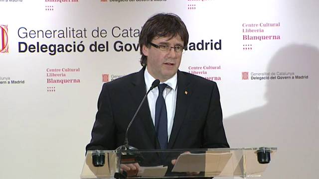 Puigdemont celebra la apertura de una vía de diálogo pese al portazo de Rajoy