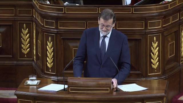 Podemos y Rajoy: las ocho frases de un pulso de 8 horas